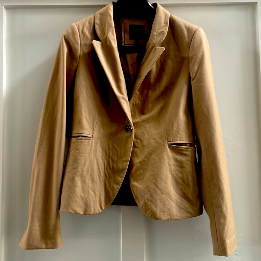 The Limited tan blazer size 4